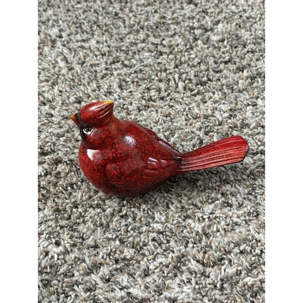 Red Cardinal Resin Figurine Garden‎ Christmas Decor Collectable TII Collection